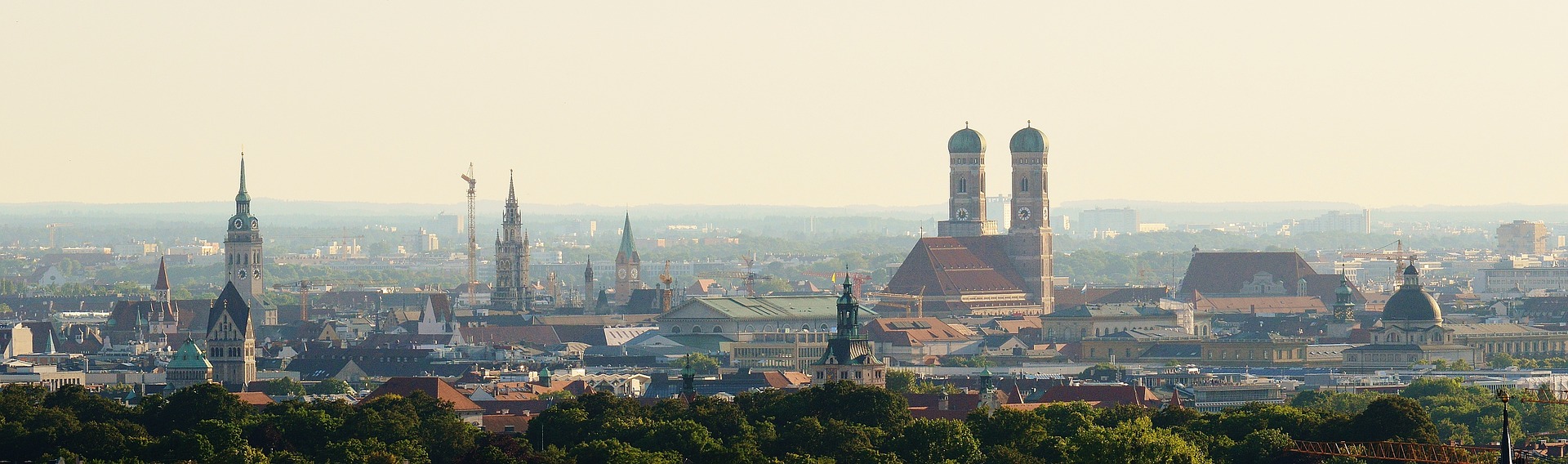 skyline Munich, tweetyspics, https://pixabay.com